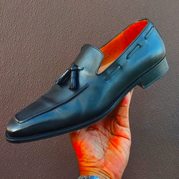 Magnanni Black Leather Tasseled Loafer # 14148 - Picture 3 of 17